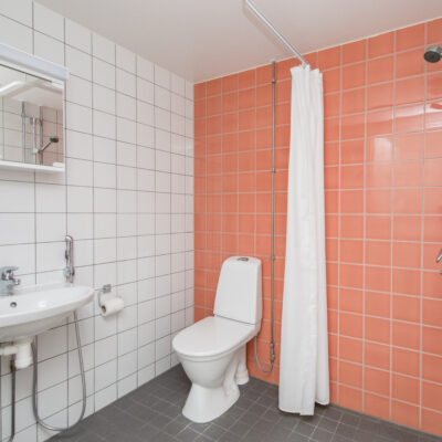 Kylpyhuone, asunto G 225